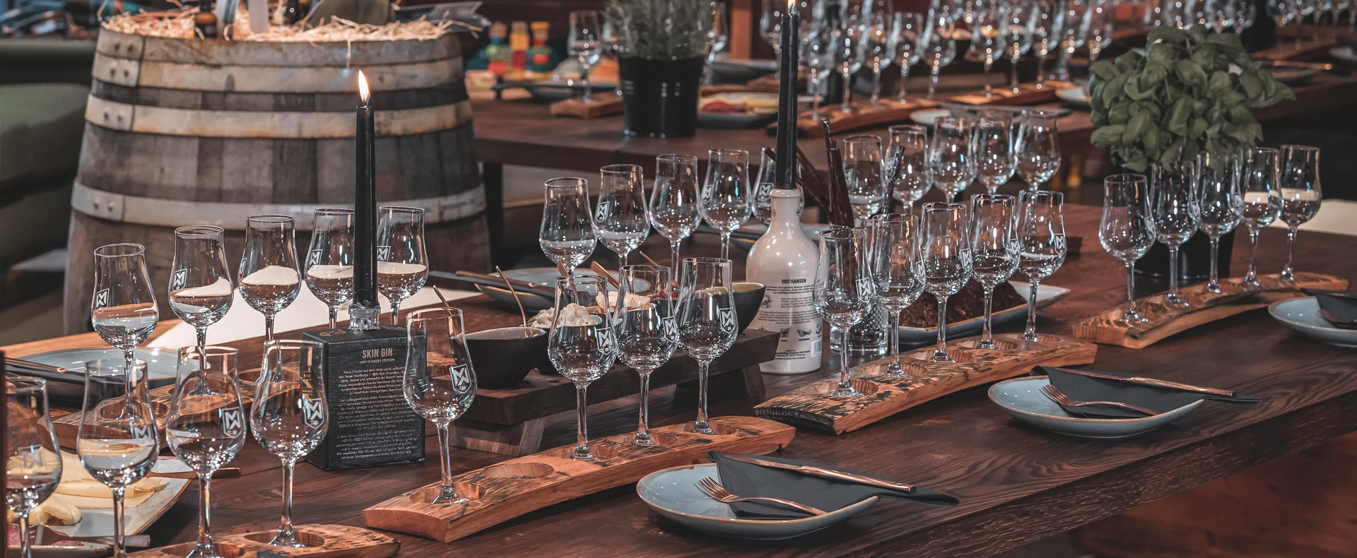Mens-Needs_Eventlocation_04